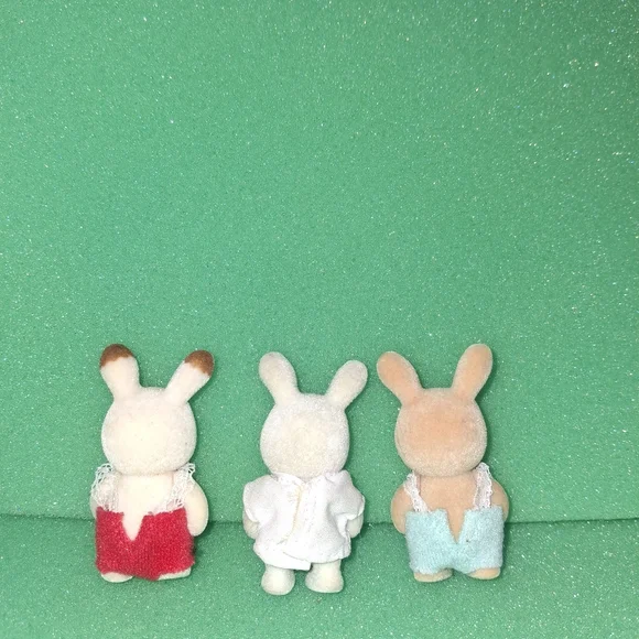 Calico Critters Rabbits - Picture 2 of 2